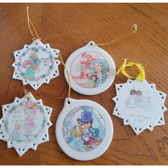 Vintage 90s Precious Moments Christmas Remembered Porcelain Ornaments Lot of 5 - Picture 1 of 12